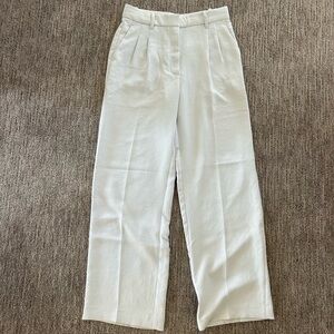 NWOT Aritzia Effortless Pants